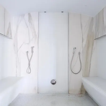 Ozone & Pool * Mamaia